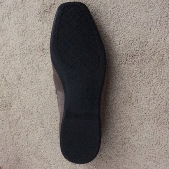Calvin Klein - Suede, size 9, colour pewter, Slip on, brand new. - Picture 5 of 9
